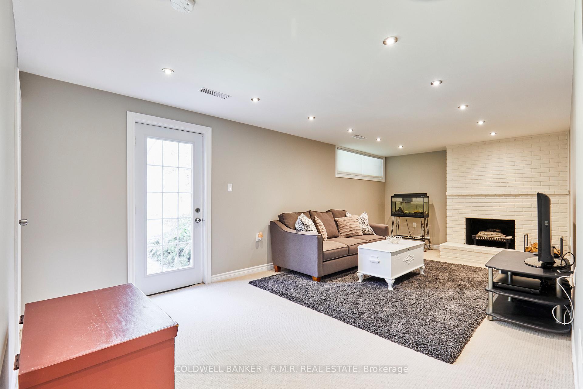 Photo 11 of 1030 Regent Drive, Oshawa, Eastdale — HOMEH
