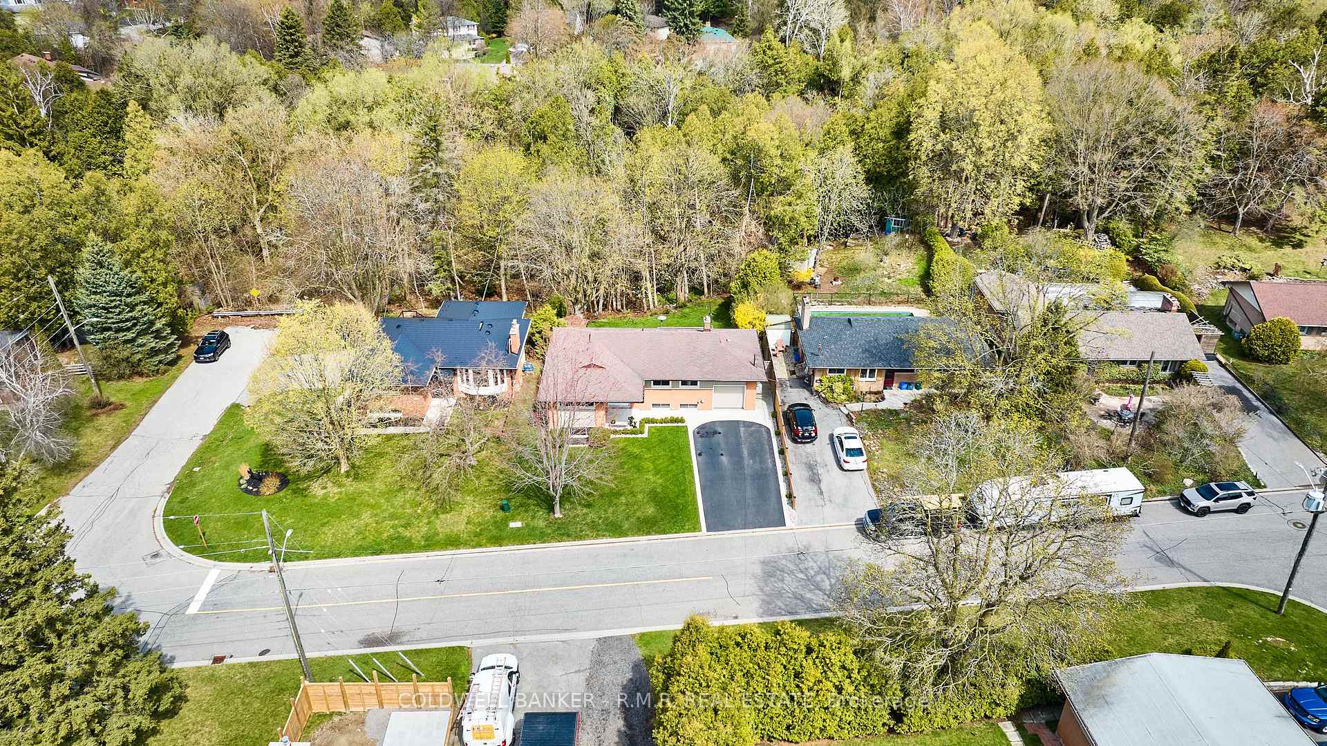 Photo 31 of 1030 Regent Drive, Oshawa, Eastdale — HOMEH