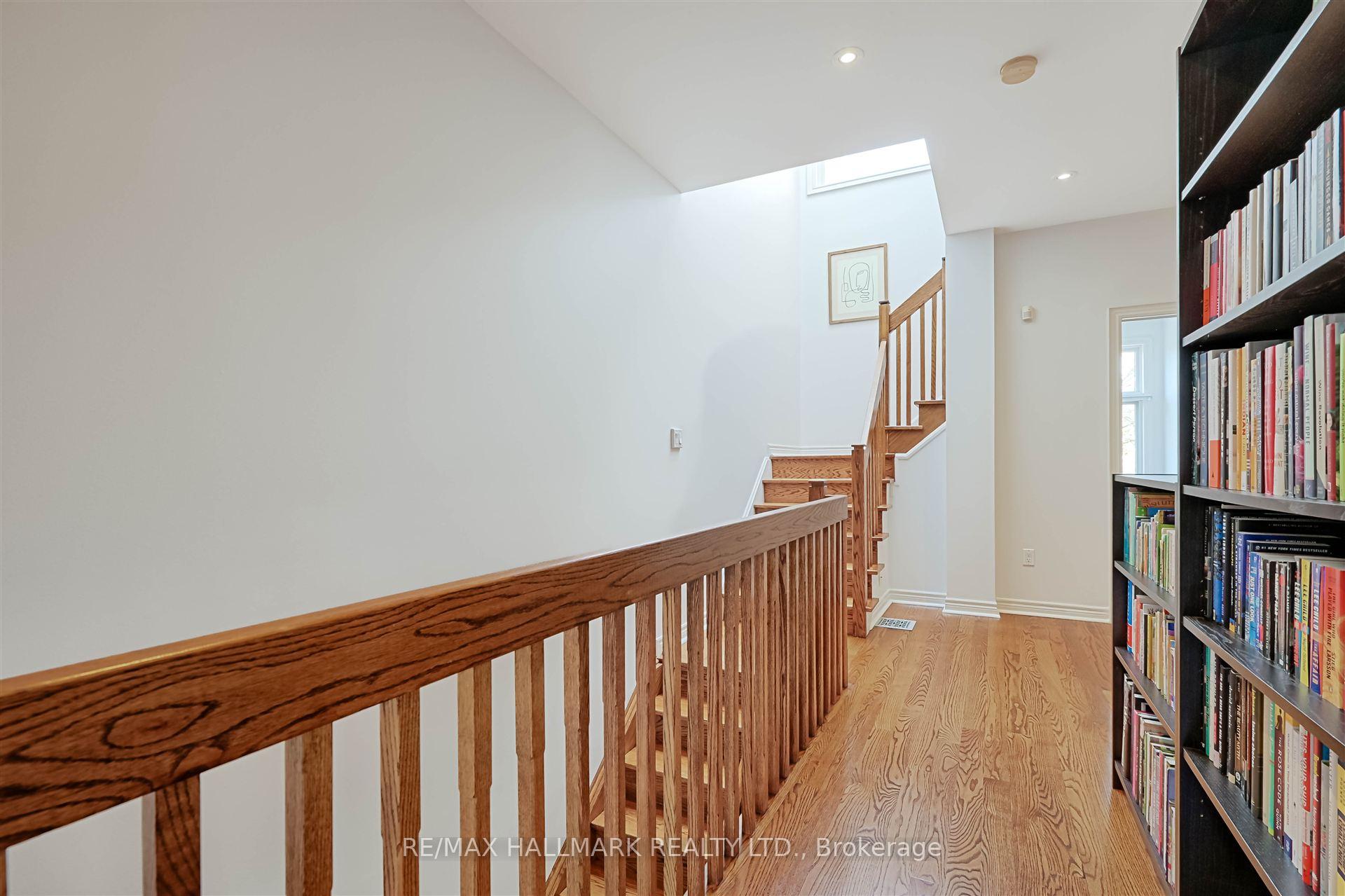 Photo 13 of 5 Mitchell Avenue, Toronto, Niagara — HOMEH