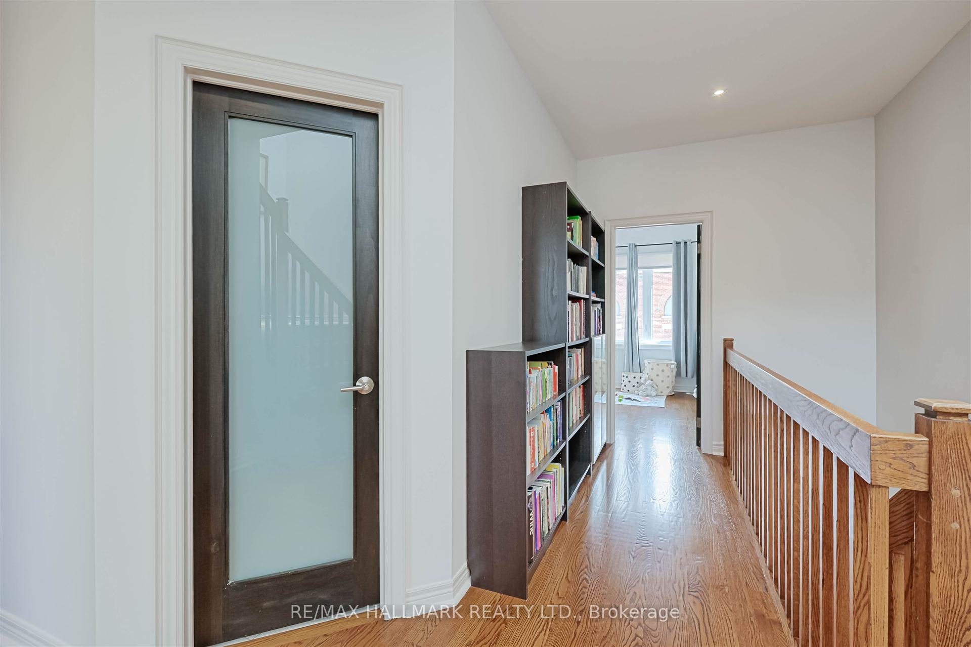 Photo 12 of 5 Mitchell Avenue, Toronto, Niagara — HOMEH