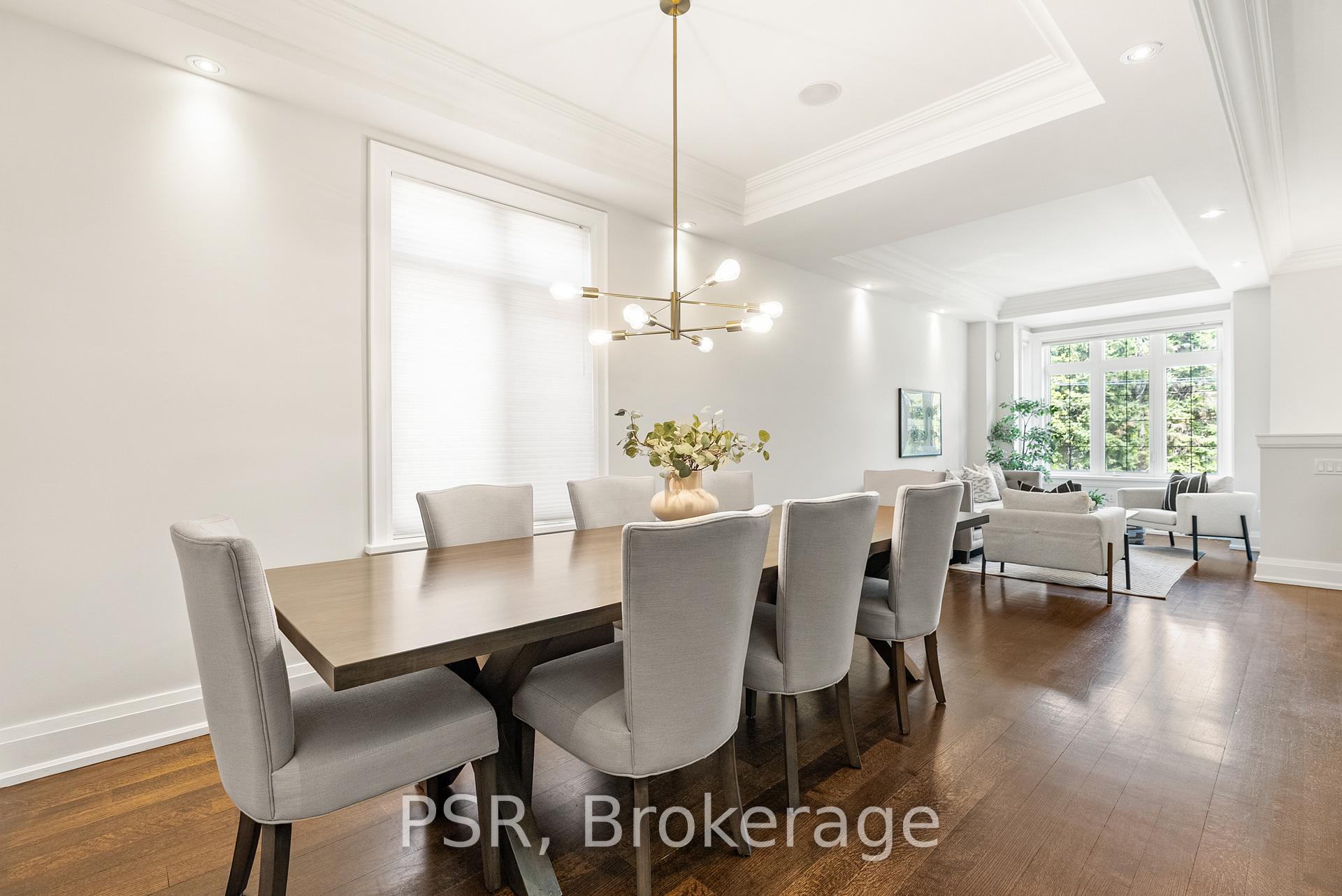Photo 12 of 597B Old Orchard Grove, Toronto, Bedford Park-Nortown — HOMEH