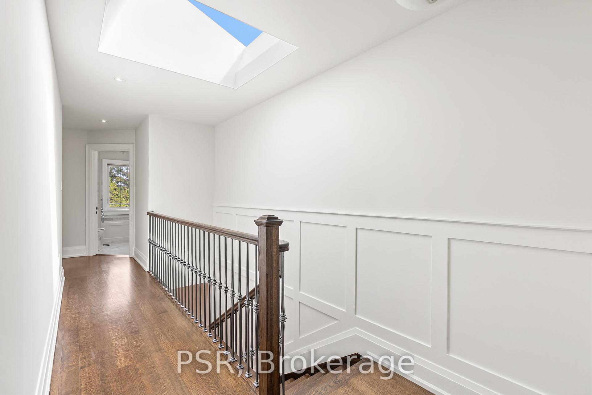 Photo 9 of 597B Old Orchard Grove, Toronto, Bedford Park-Nortown — HOMEH