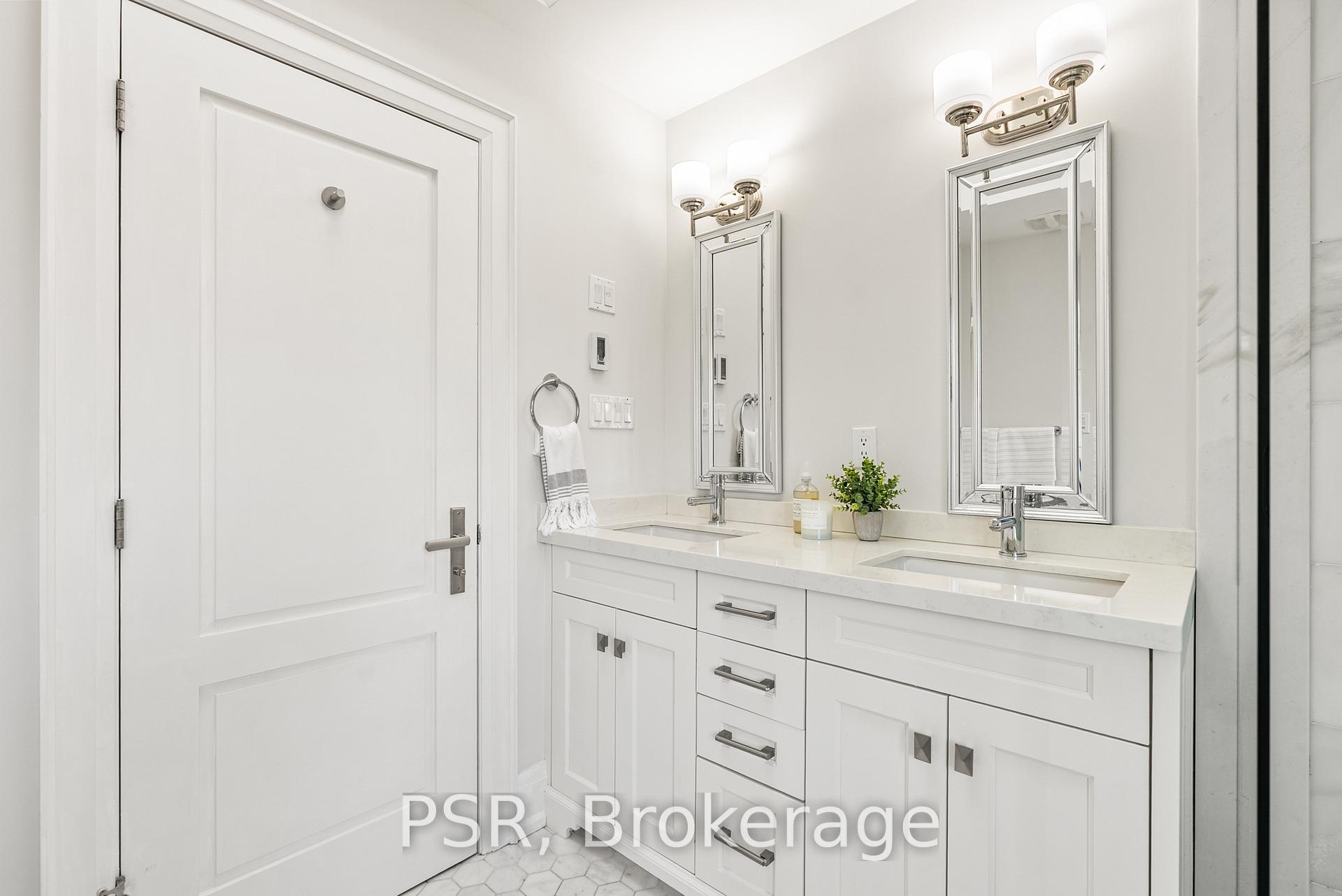 Photo 31 of 597B Old Orchard Grove, Toronto, Bedford Park-Nortown — HOMEH