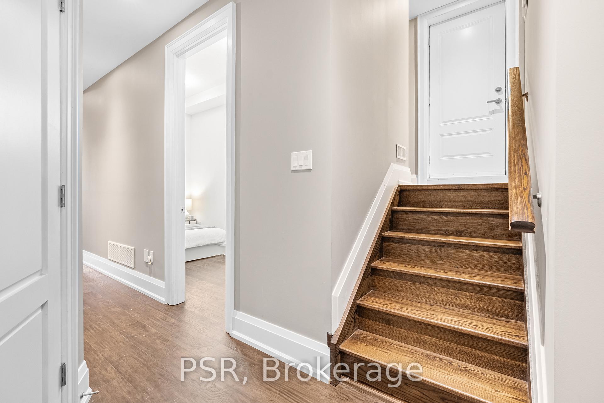 Photo 27 of 597B Old Orchard Grove, Toronto, Bedford Park-Nortown — HOMEH