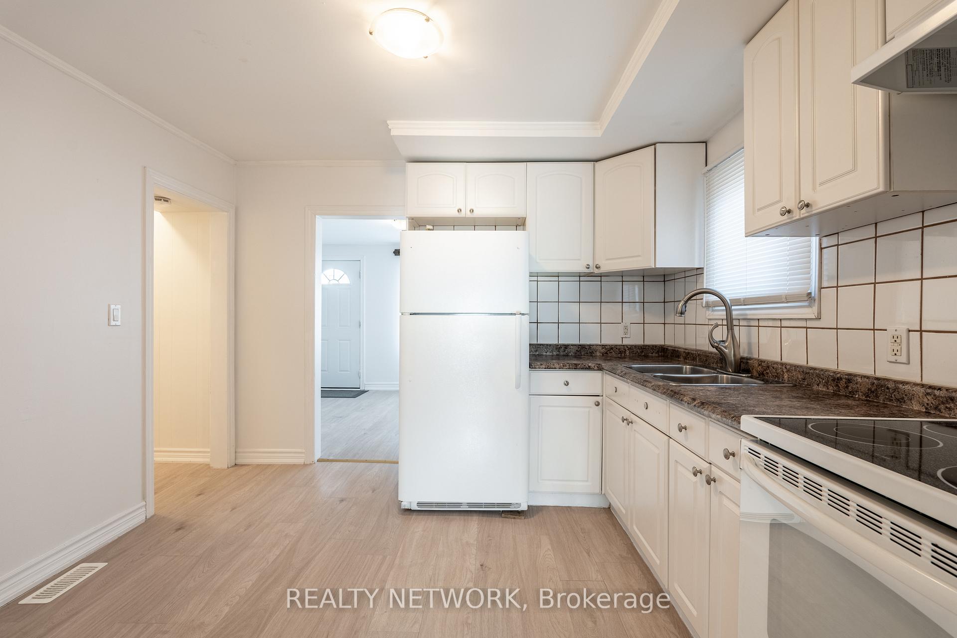 Photo 13 of 109 Dodson Street, Hamilton, Balfour — HOMEH