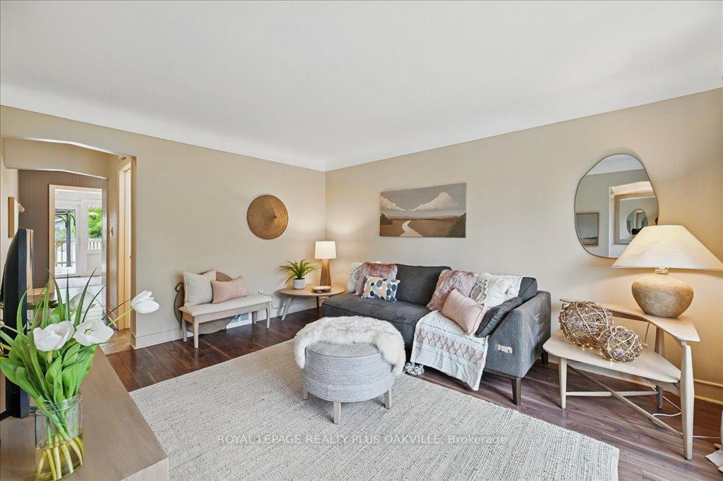 Photo 3 of 361 East 23rd Street, Hamilton, Burkholme — HOMEH
