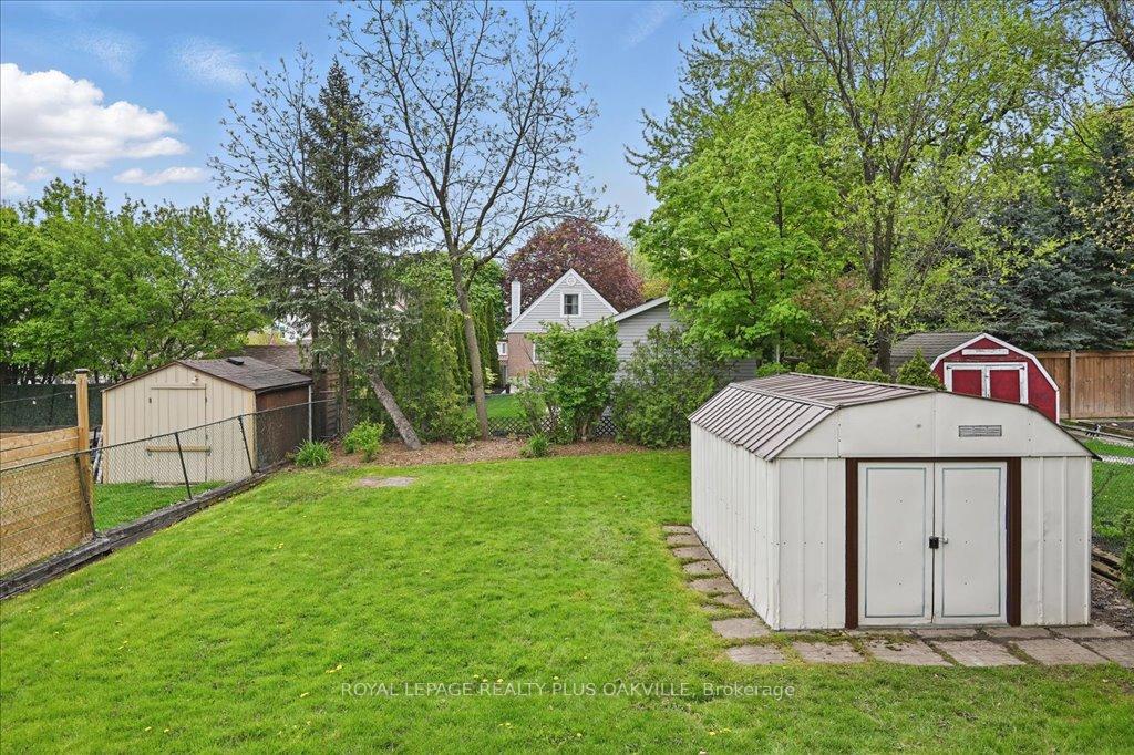 Photo 14 of 361 East 23rd Street, Hamilton, Burkholme — HOMEH