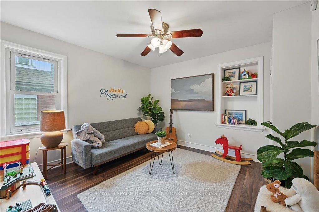 Photo 11 of 361 East 23rd Street, Hamilton, Burkholme — HOMEH