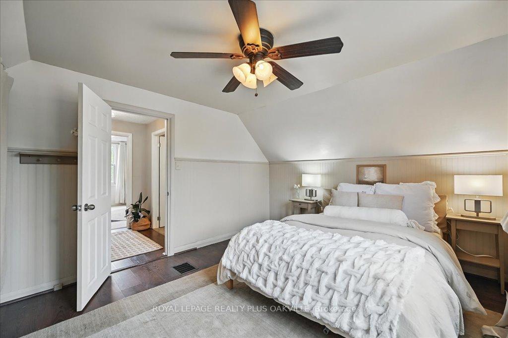Photo 24 of 361 East 23rd Street, Hamilton, Burkholme — HOMEH
