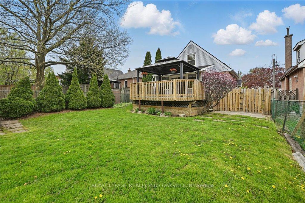 Photo 27 of 361 East 23rd Street, Hamilton, Burkholme — HOMEH