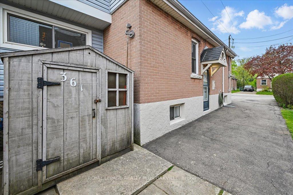 Photo 38 of 361 East 23rd Street, Hamilton, Burkholme — HOMEH