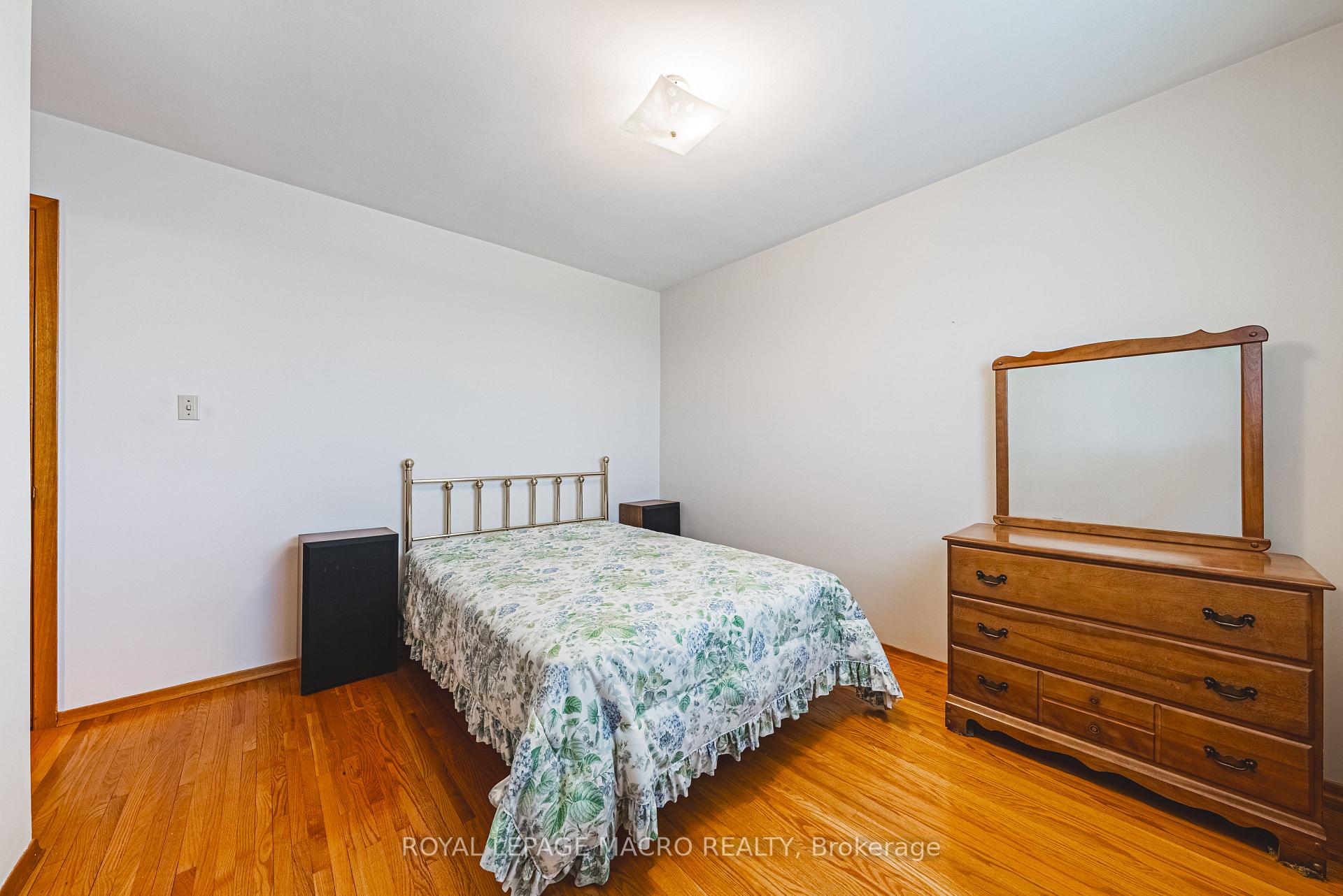 Photo 22 of 107 Marcella Crescent, Hamilton, Gershome — HOMEH