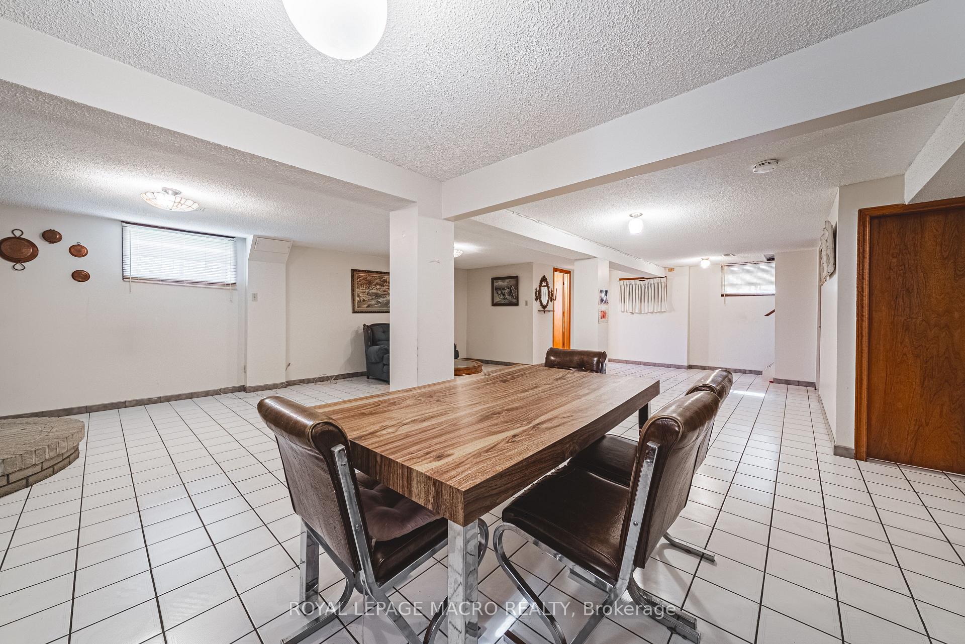 Photo 24 of 107 Marcella Crescent, Hamilton, Gershome — HOMEH