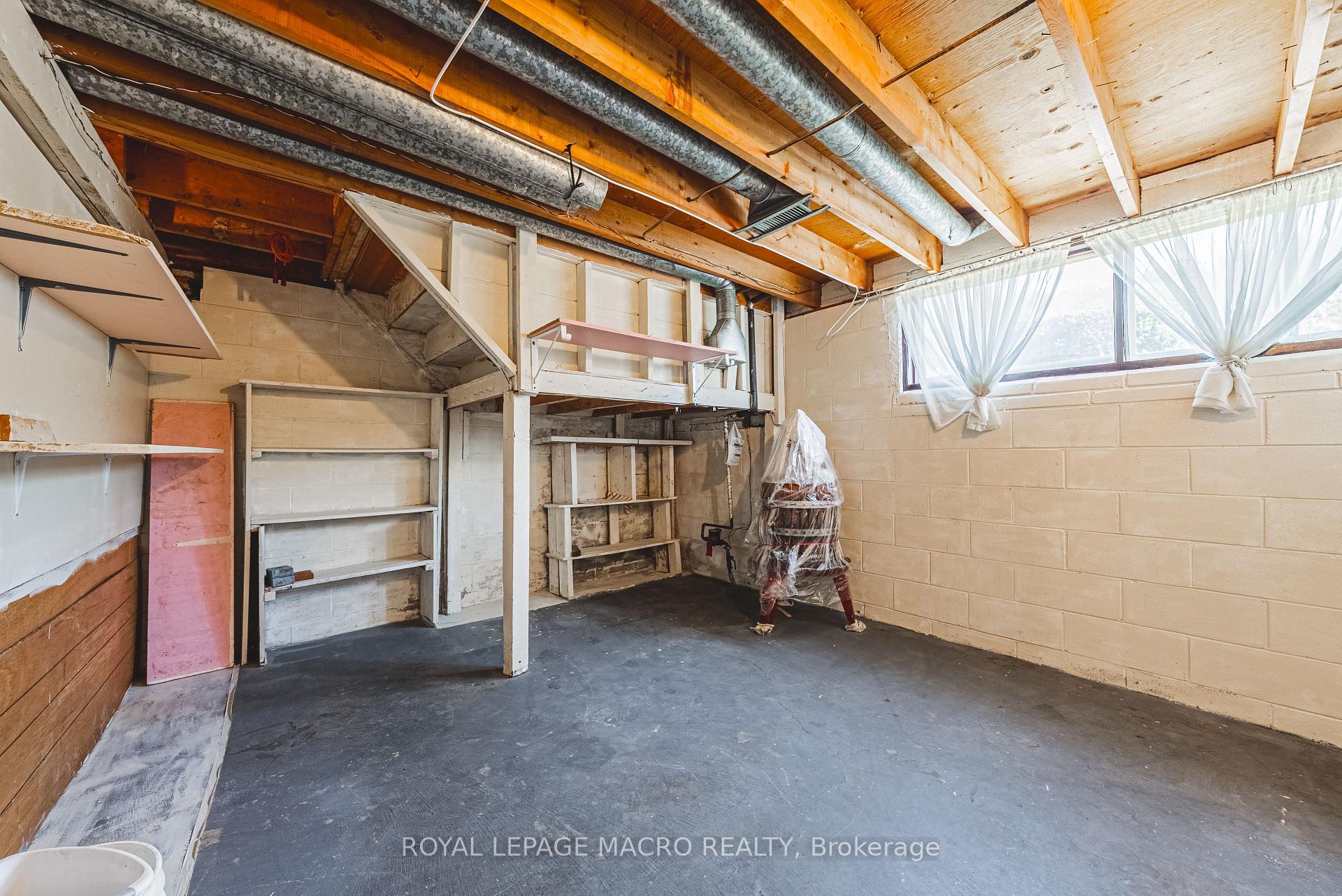 Photo 25 of 107 Marcella Crescent, Hamilton, Gershome — HOMEH