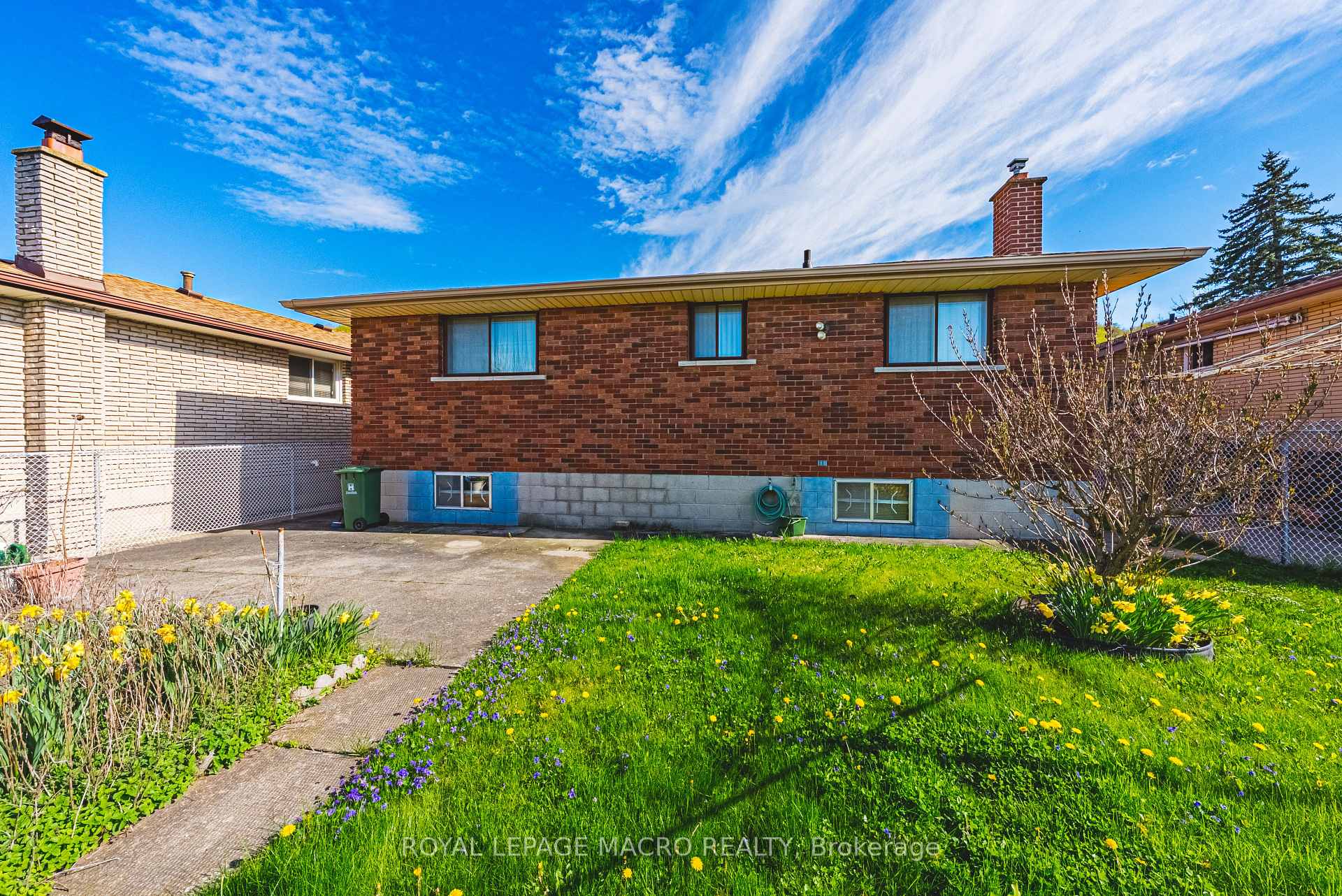Photo 46 of 107 Marcella Crescent, Hamilton, Gershome — HOMEH