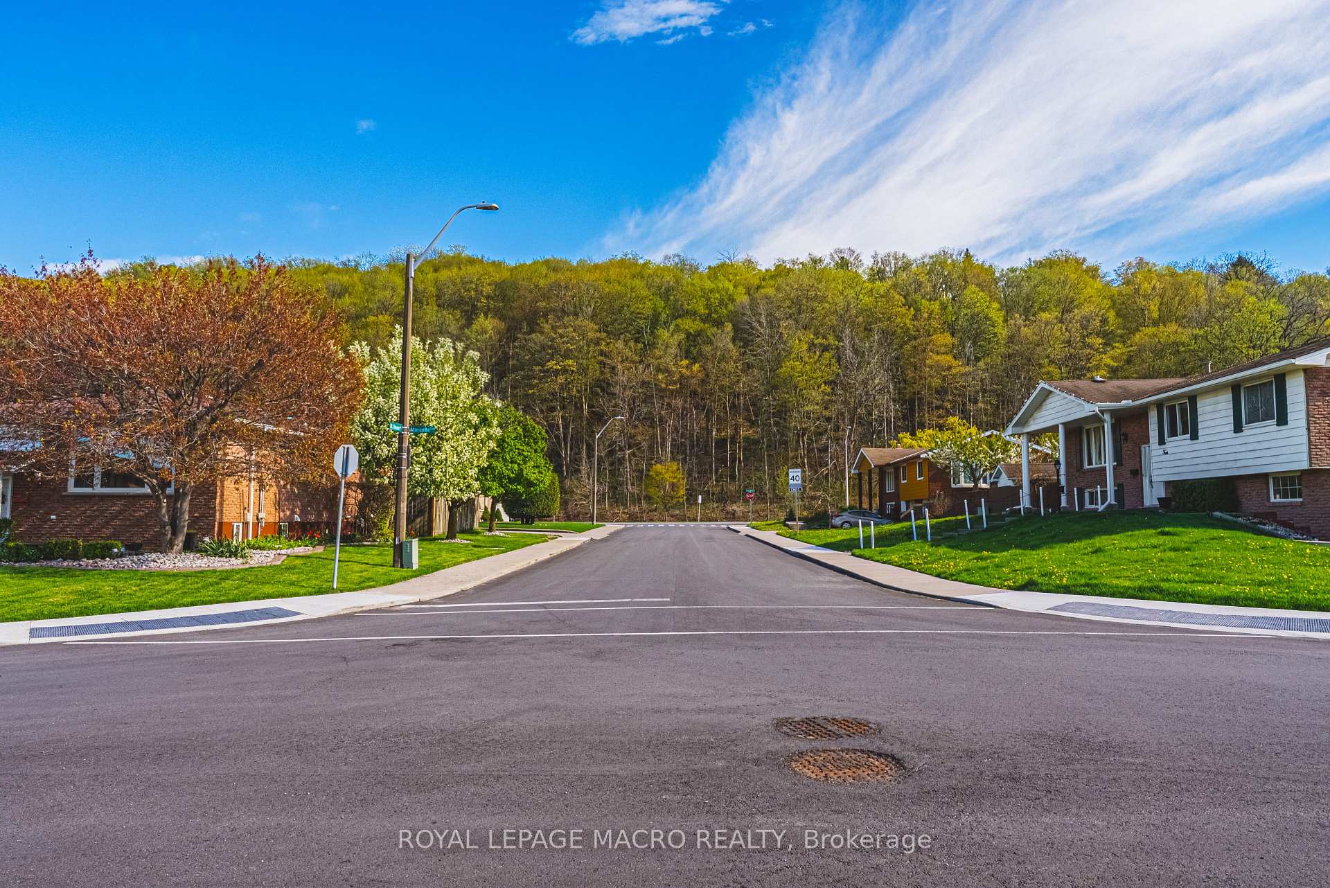 Photo 36 of 107 Marcella Crescent, Hamilton, Gershome — HOMEH