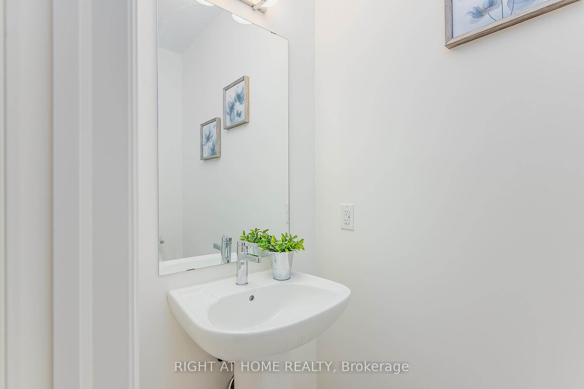 Photo 15 of 45 Shepherd Drive, Barrie, Rural Barrie Southeast — HOMEH