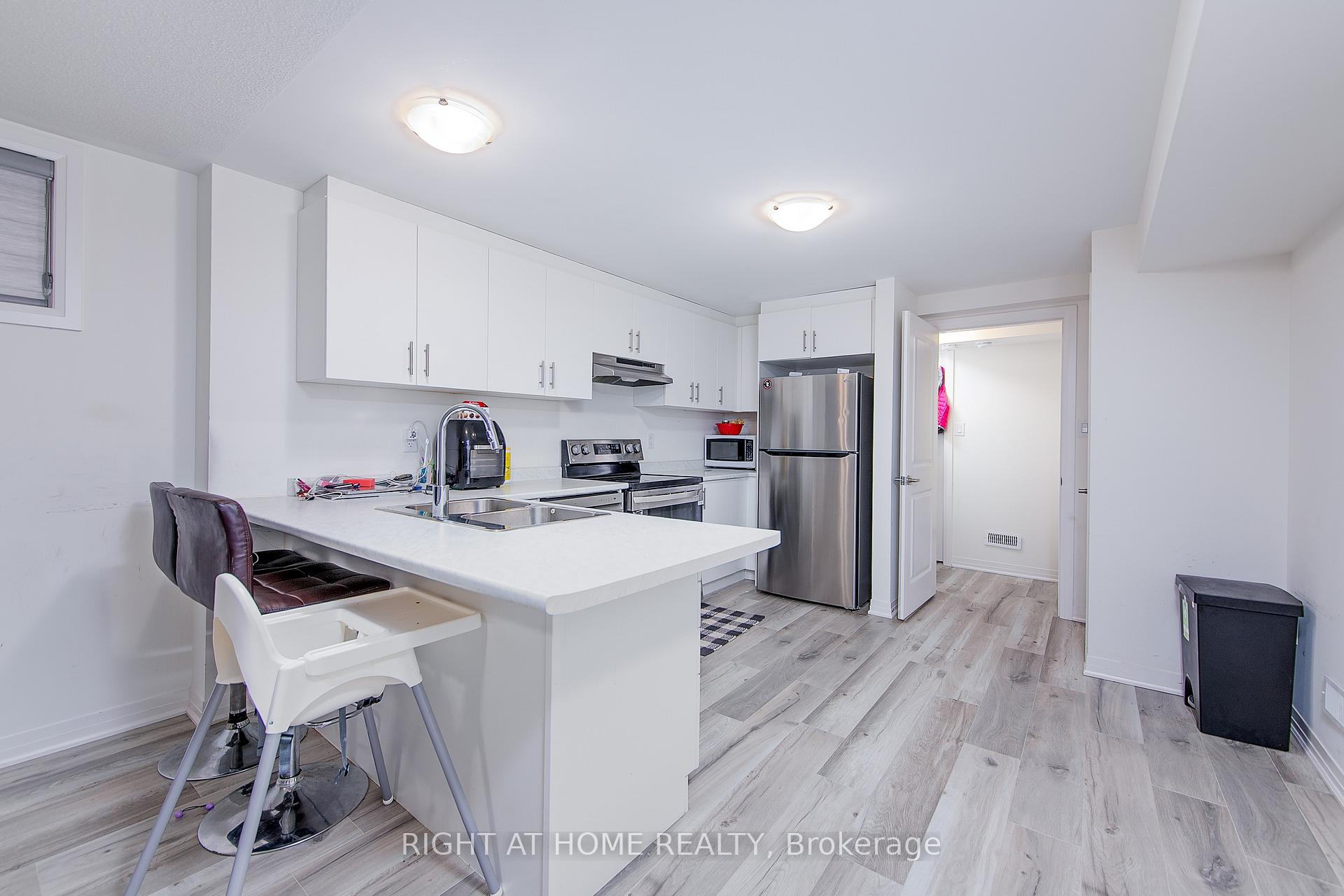 Photo 31 of 45 Shepherd Drive, Barrie, Rural Barrie Southeast — HOMEH
