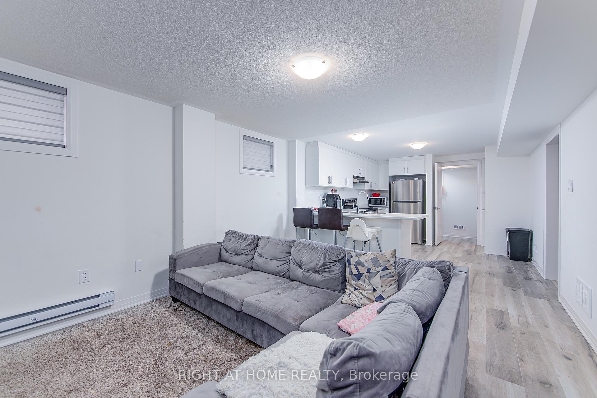 Photo 32 of 45 Shepherd Drive, Barrie, Rural Barrie Southeast — HOMEH