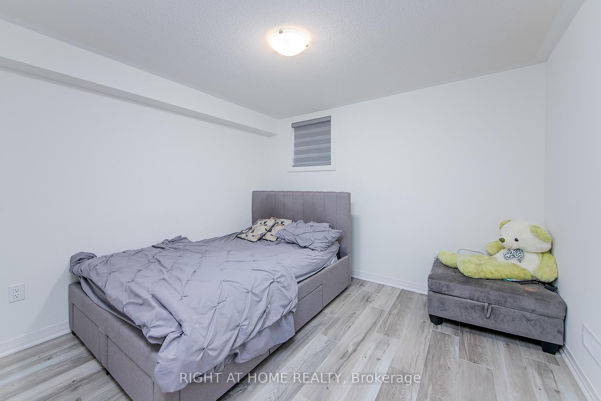 Photo 40 of 45 Shepherd Drive, Barrie, Rural Barrie Southeast — HOMEH