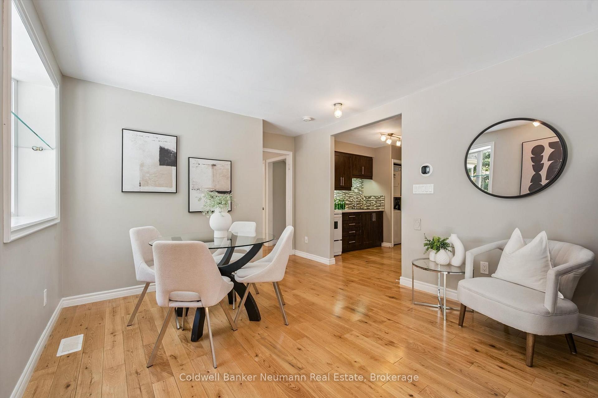 Photo 22 of 30 Maple Street, Guelph, Dovercliffe Park/Old University — HOMEH