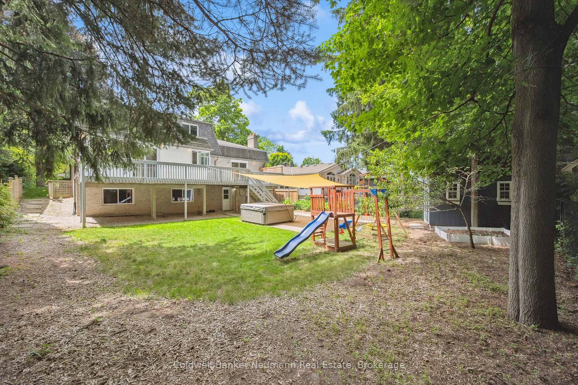 Photo 39 of 30 Maple Street, Guelph, Dovercliffe Park/Old University — HOMEH