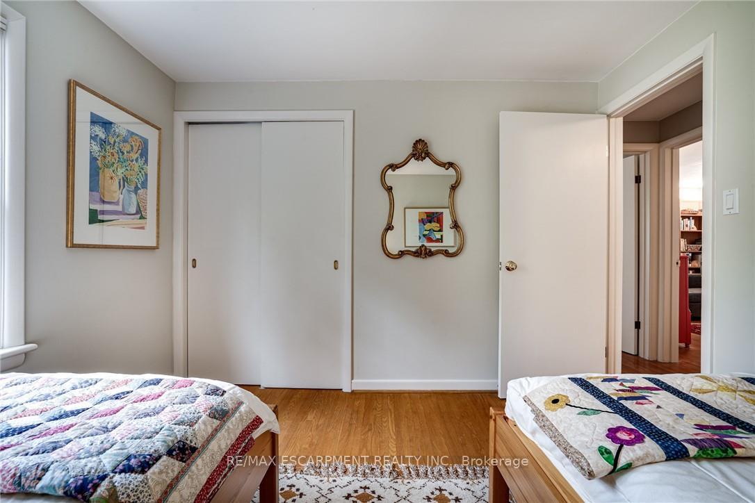 Photo 28 of 5 Normandy Place, Hamilton, Dundas — HOMEH