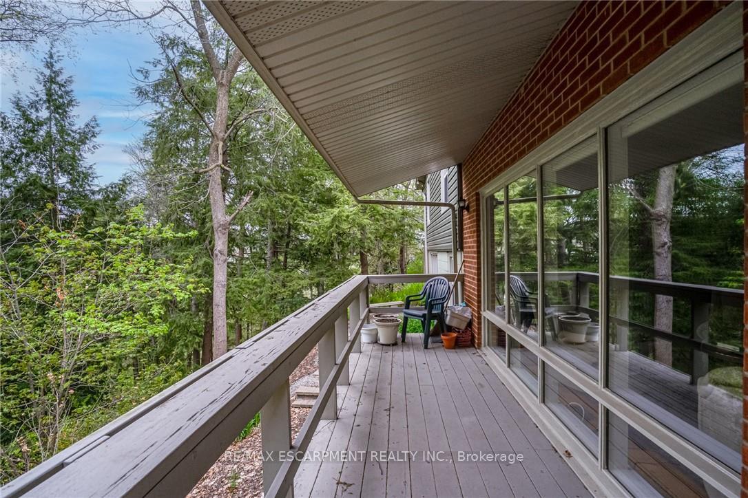 Photo 43 of 5 Normandy Place, Hamilton, Dundas — HOMEH