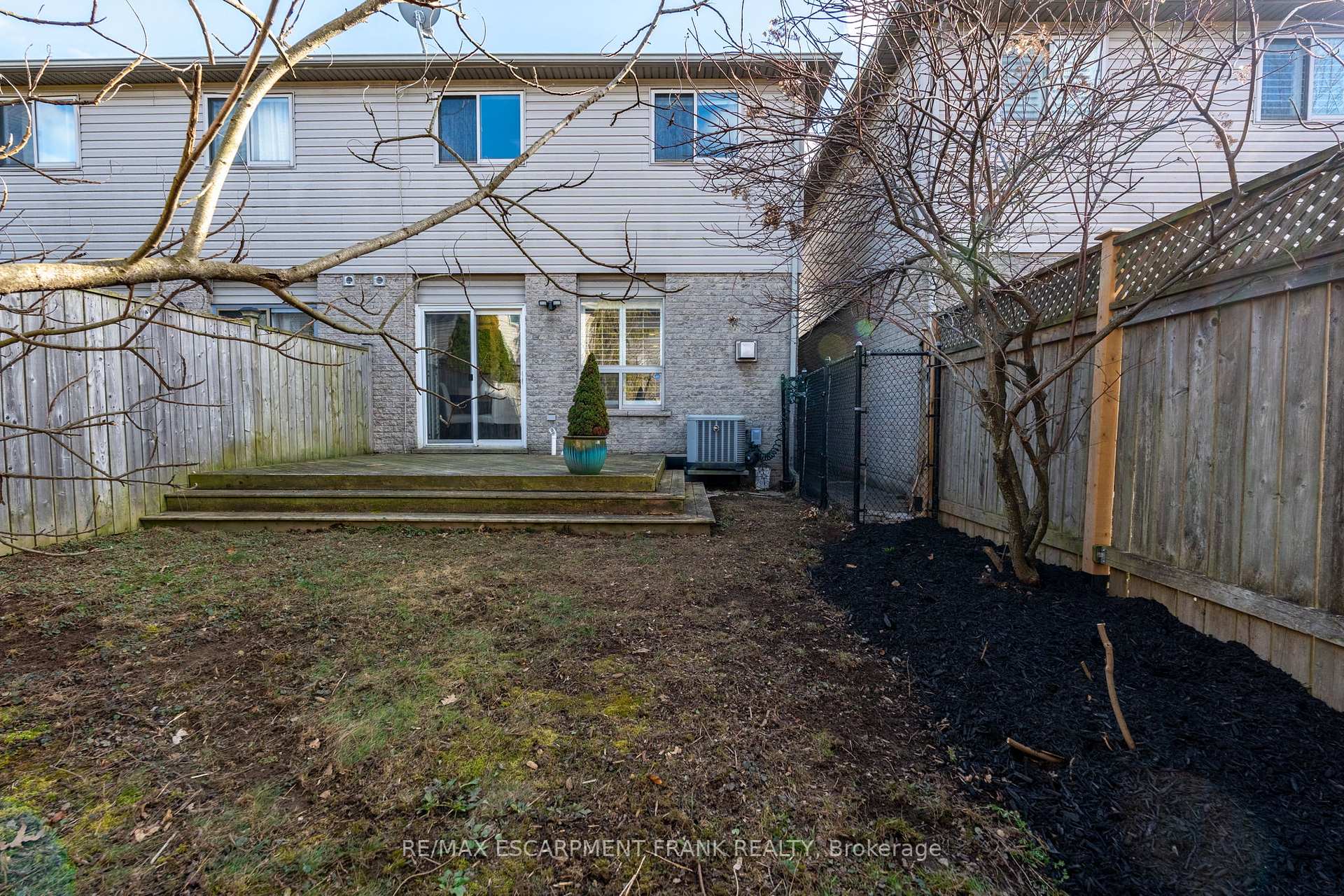 Photo 36 of 83 Foxborough Drive, Hamilton, Ancaster — HOMEH