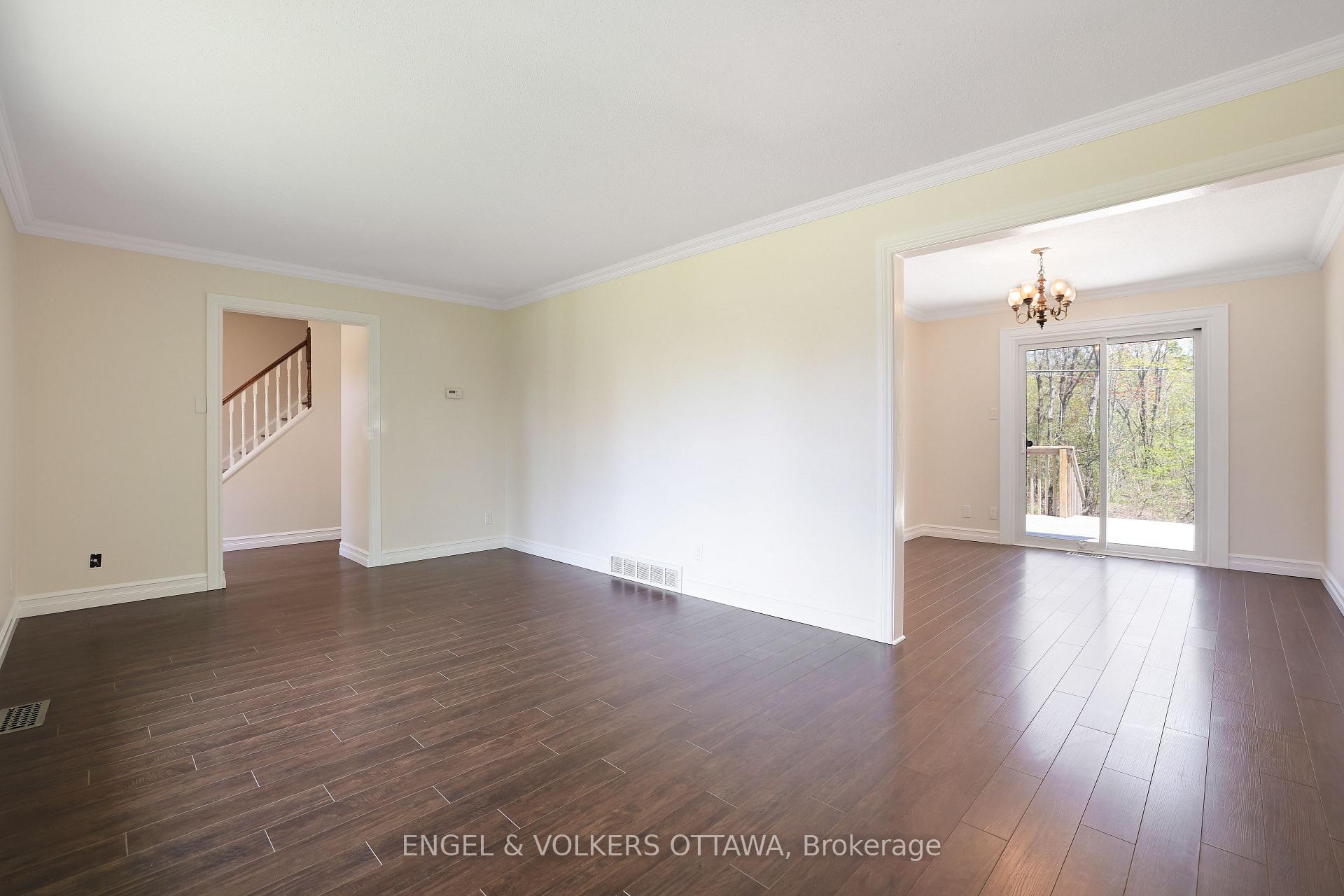 Photo 20 of 25 Coldstream Drive, Ottawa, Munster — HOMEH