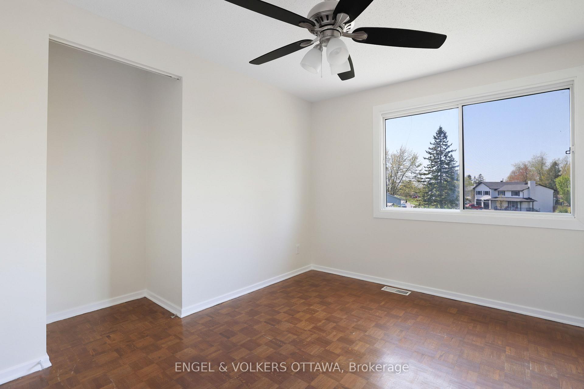 Photo 23 of 25 Coldstream Drive, Ottawa, Munster — HOMEH
