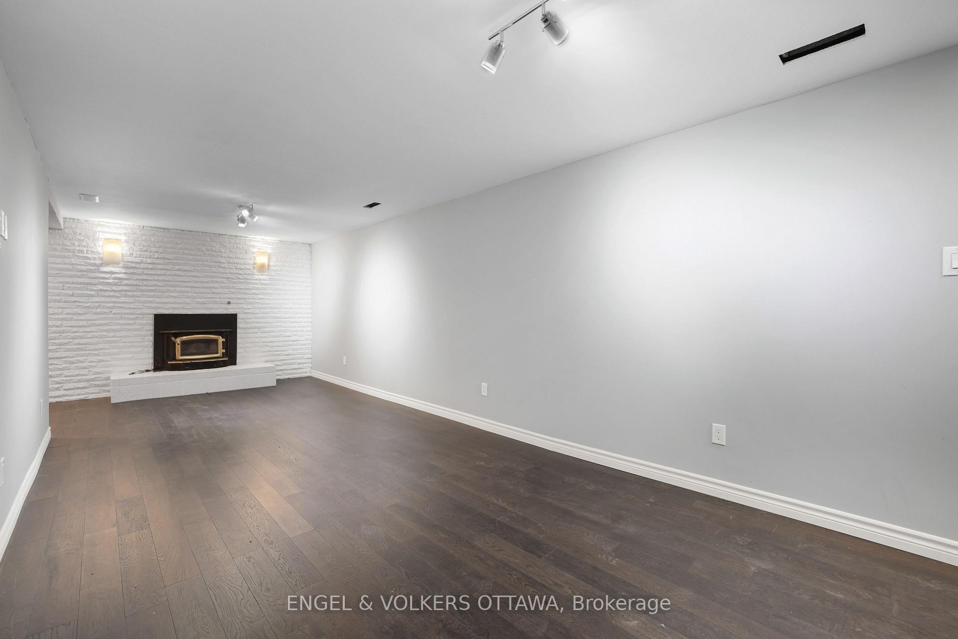 Photo 26 of 25 Coldstream Drive, Ottawa, Munster — HOMEH