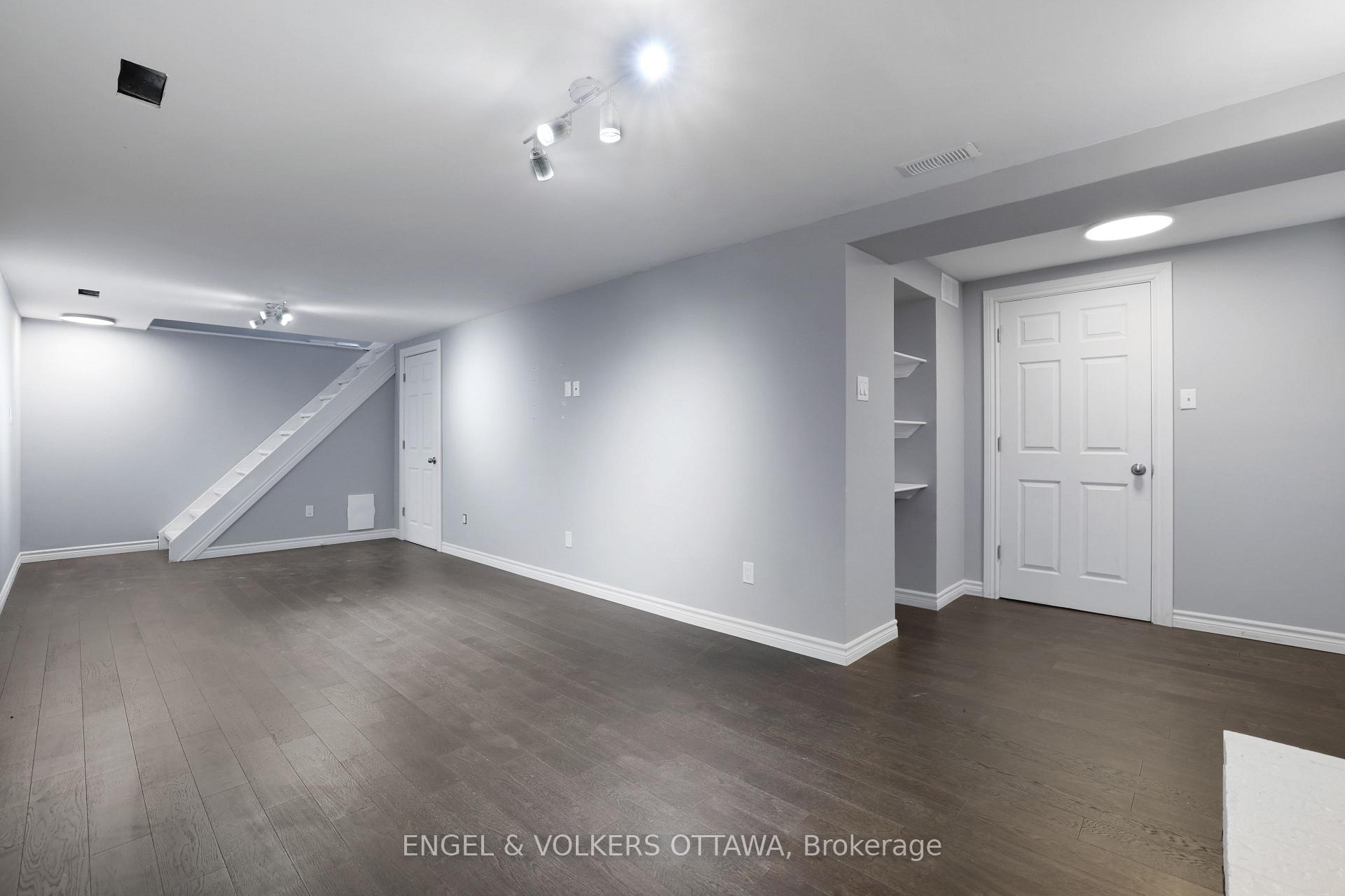 Photo 45 of 25 Coldstream Drive, Ottawa, Munster — HOMEH