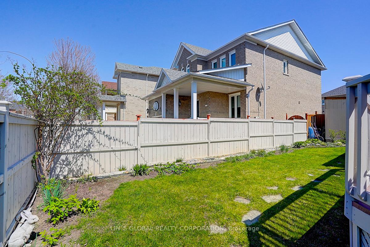 Photo 10 of 133 Saffron Street, Markham, Greensborough — HOMEH