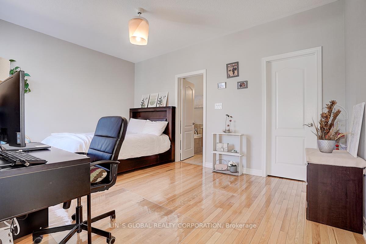 Photo 23 of 133 Saffron Street, Markham, Greensborough — HOMEH