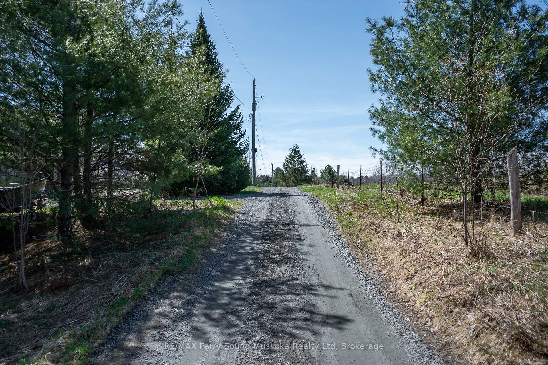 Photo 6 of 10 Alex Lane, Seguin — HOMEH