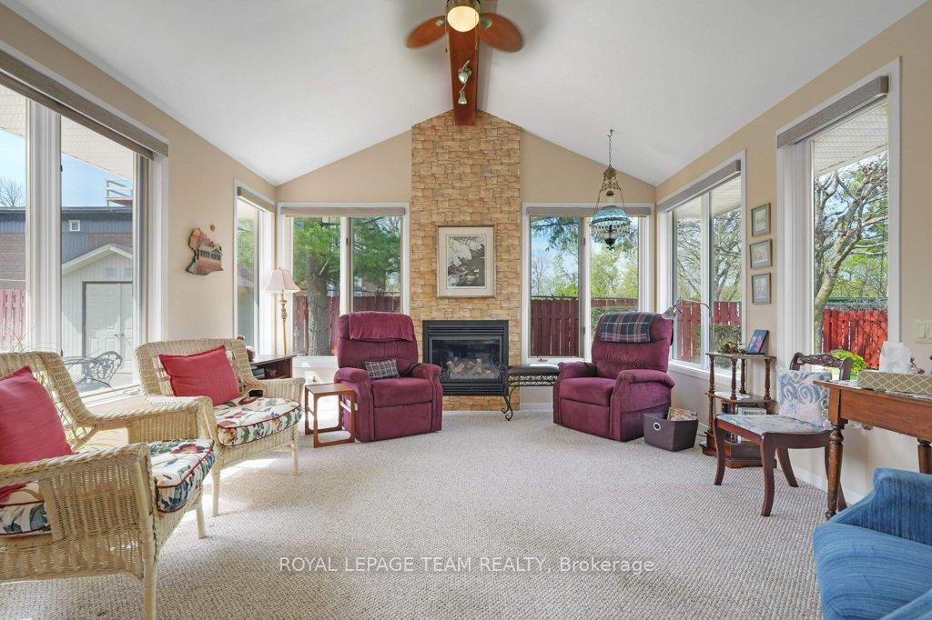 Photo 9 of 177 Stevenson Crescent, Renfrew — HOMEH