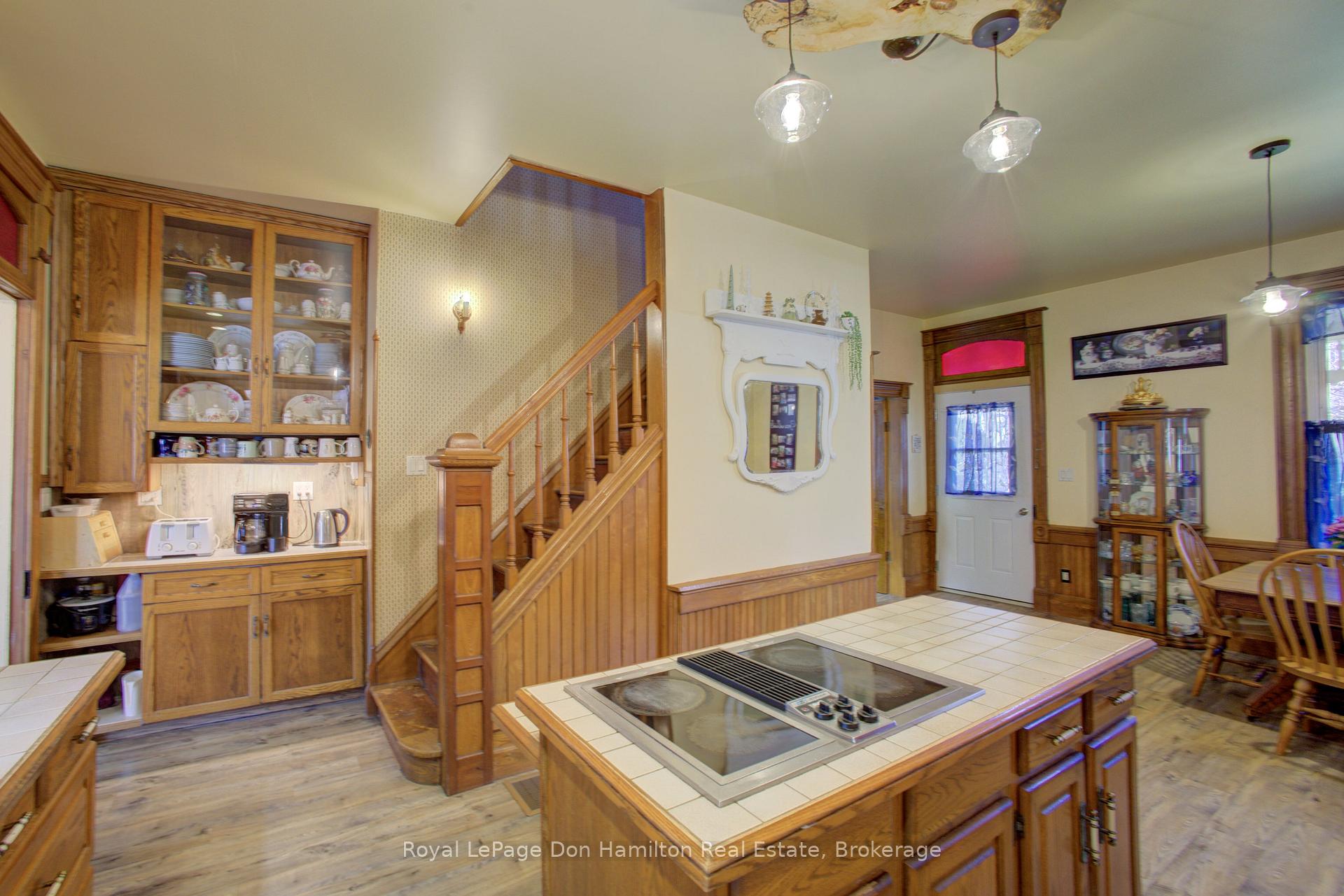 Photo 5 of 85120 Lamont Drive, Huron East, Grey — HOMEH