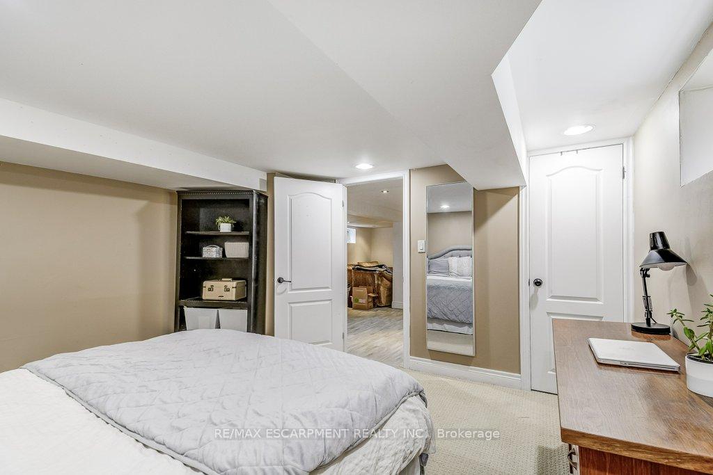 Photo 42 of 127 Barons Avenue S, Hamilton, Bartonville — HOMEH