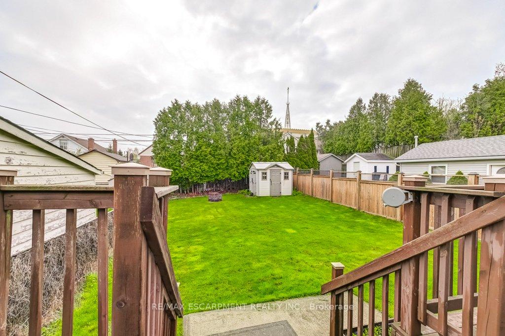 Photo 29 of 127 Barons Avenue S, Hamilton, Bartonville — HOMEH