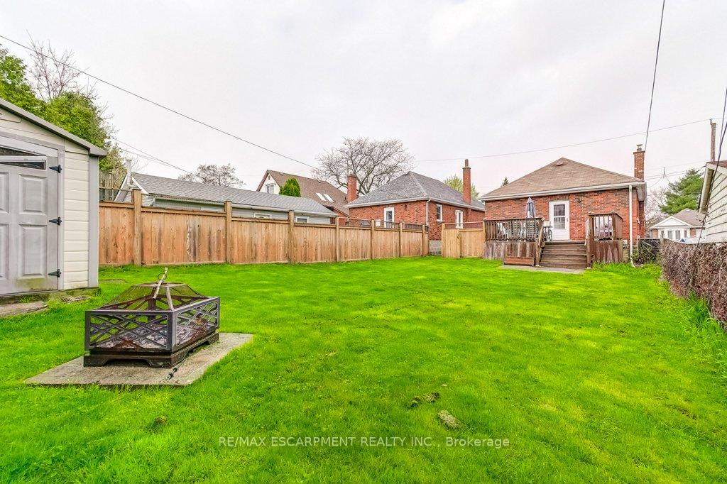 Photo 32 of 127 Barons Avenue S, Hamilton, Bartonville — HOMEH