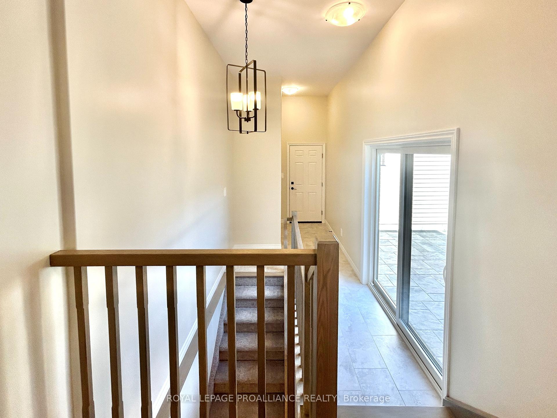Photo 18 of 43 Athabaska Drive, Belleville, Thurlow Ward — HOMEH