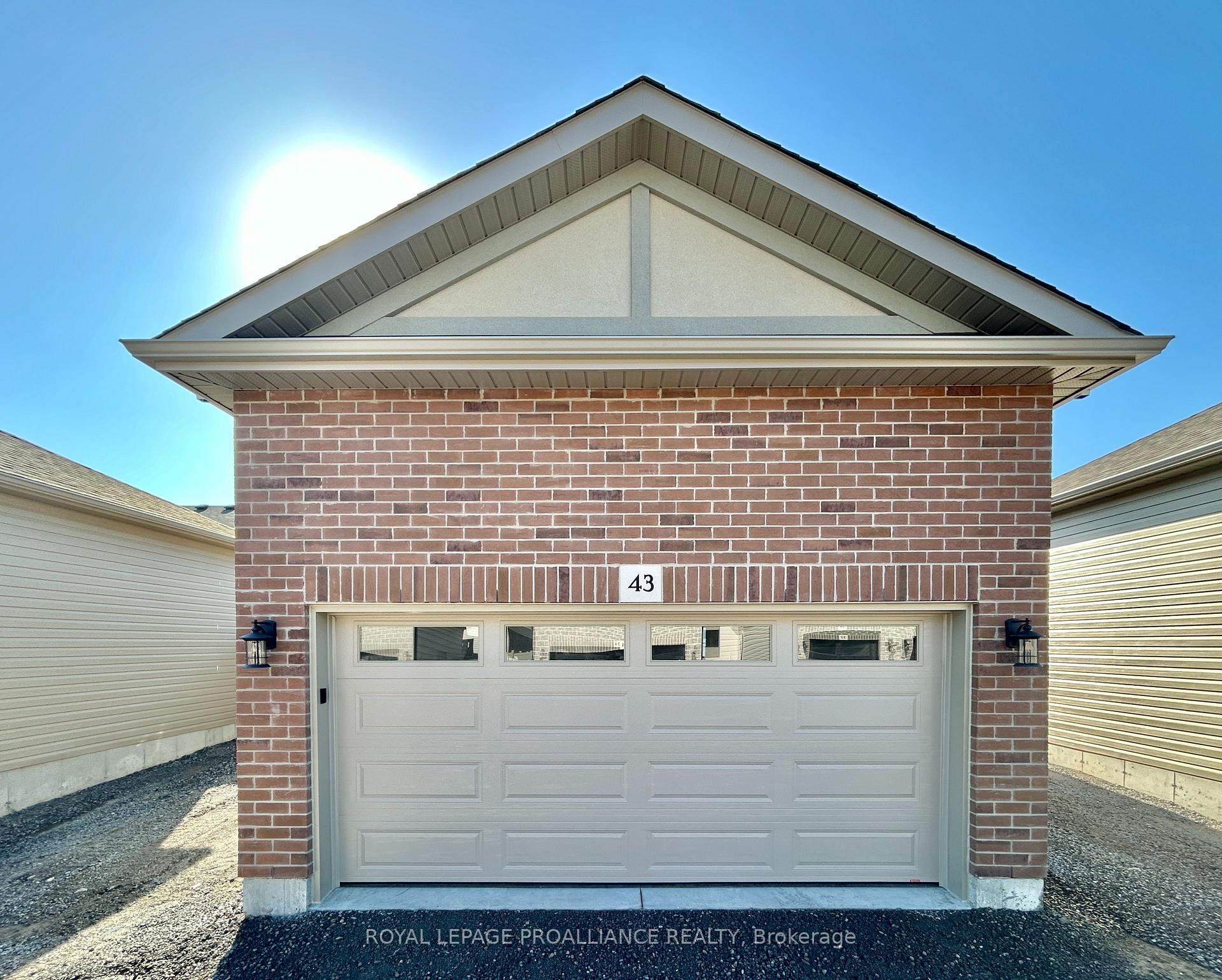 Photo 22 of 43 Athabaska Drive, Belleville, Thurlow Ward — HOMEH