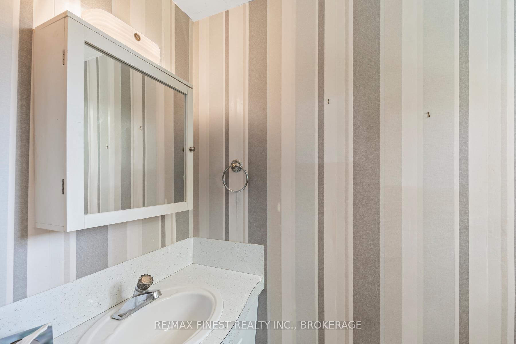 Photo 15 of 1222 Johnson Street, Kingston, Central City West — HOMEH