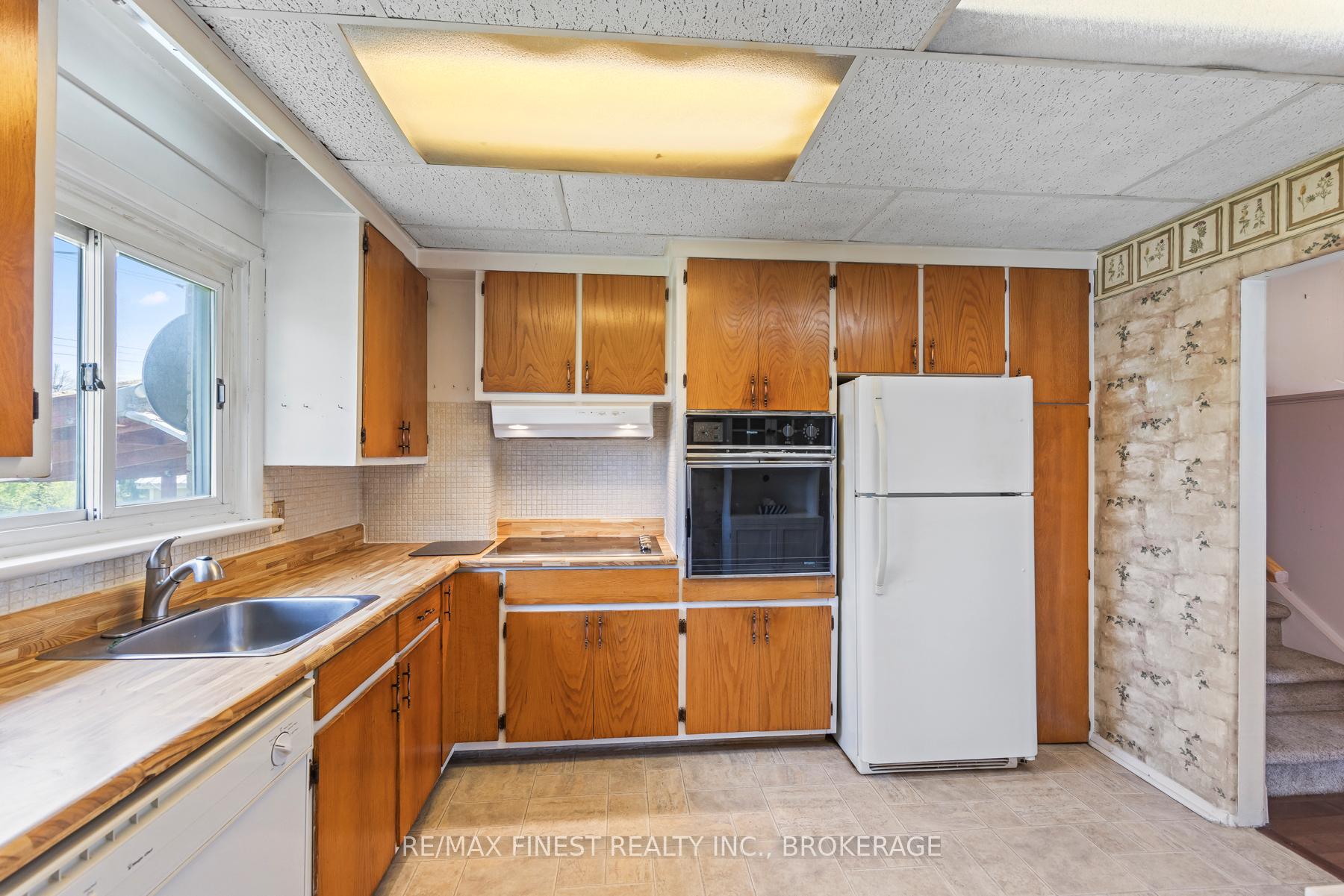 Photo 44 of 1222 Johnson Street, Kingston, Central City West — HOMEH