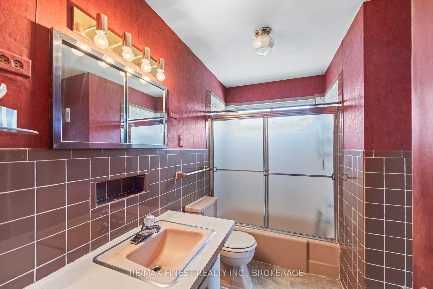 Photo 18 of 1222 Johnson Street, Kingston, Central City West — HOMEH