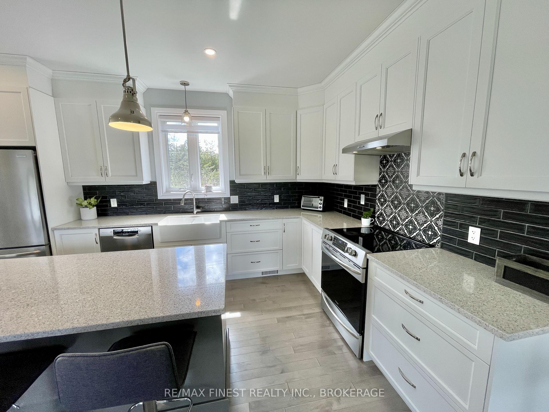 Photo 18 of 892 Irish Road, Loyalist, Odessa — HOMEH