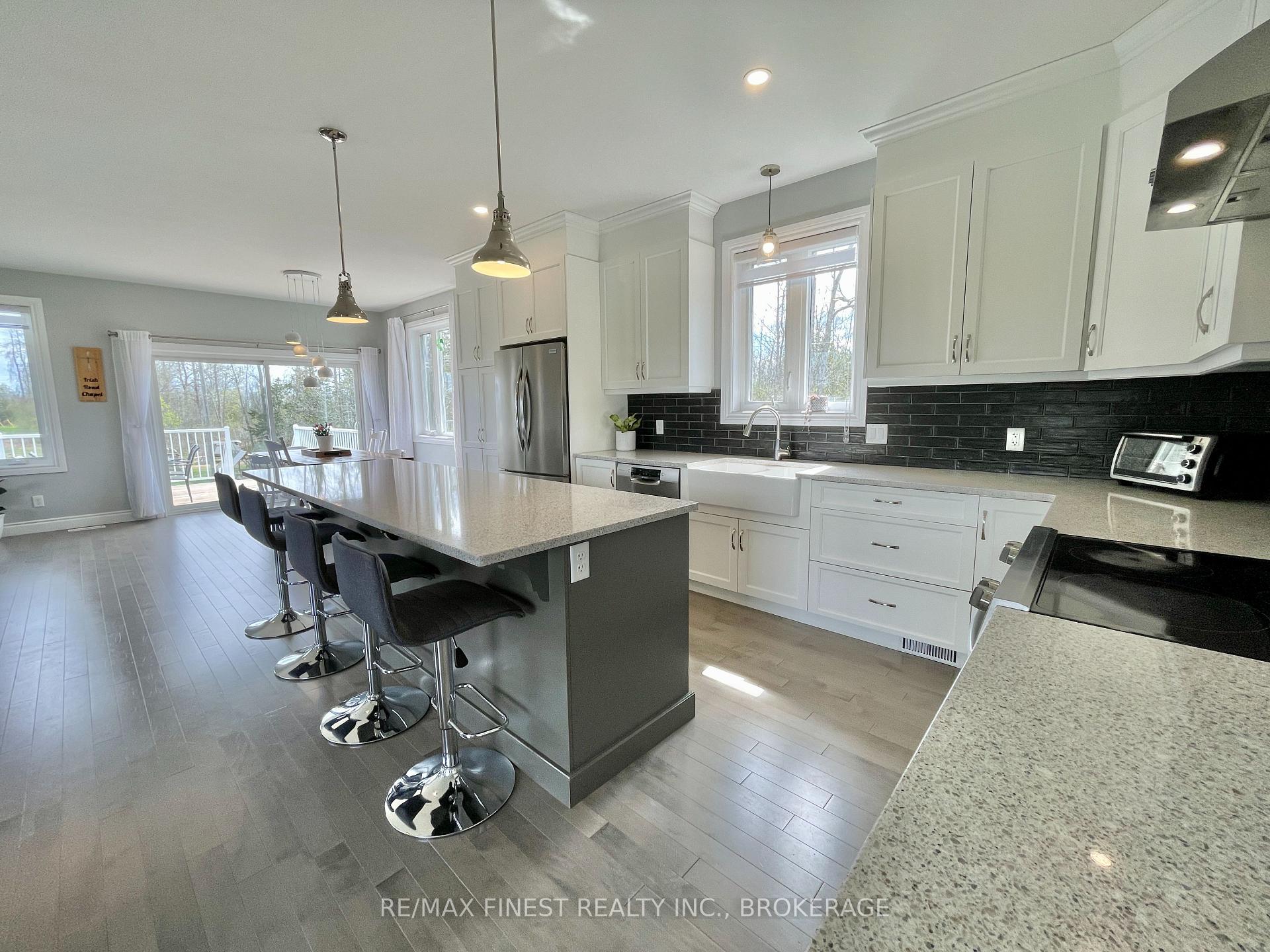 Photo 6 of 892 Irish Road, Loyalist, Odessa — HOMEH