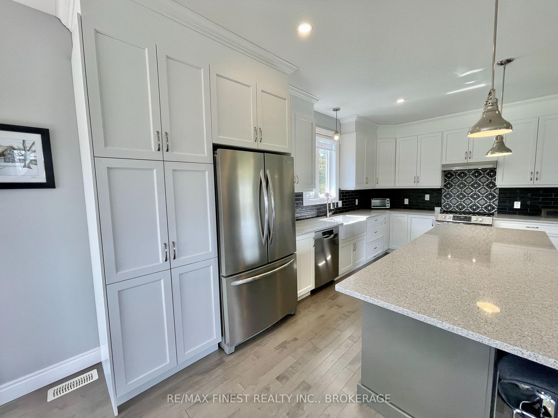 Photo 20 of 892 Irish Road, Loyalist, Odessa — HOMEH