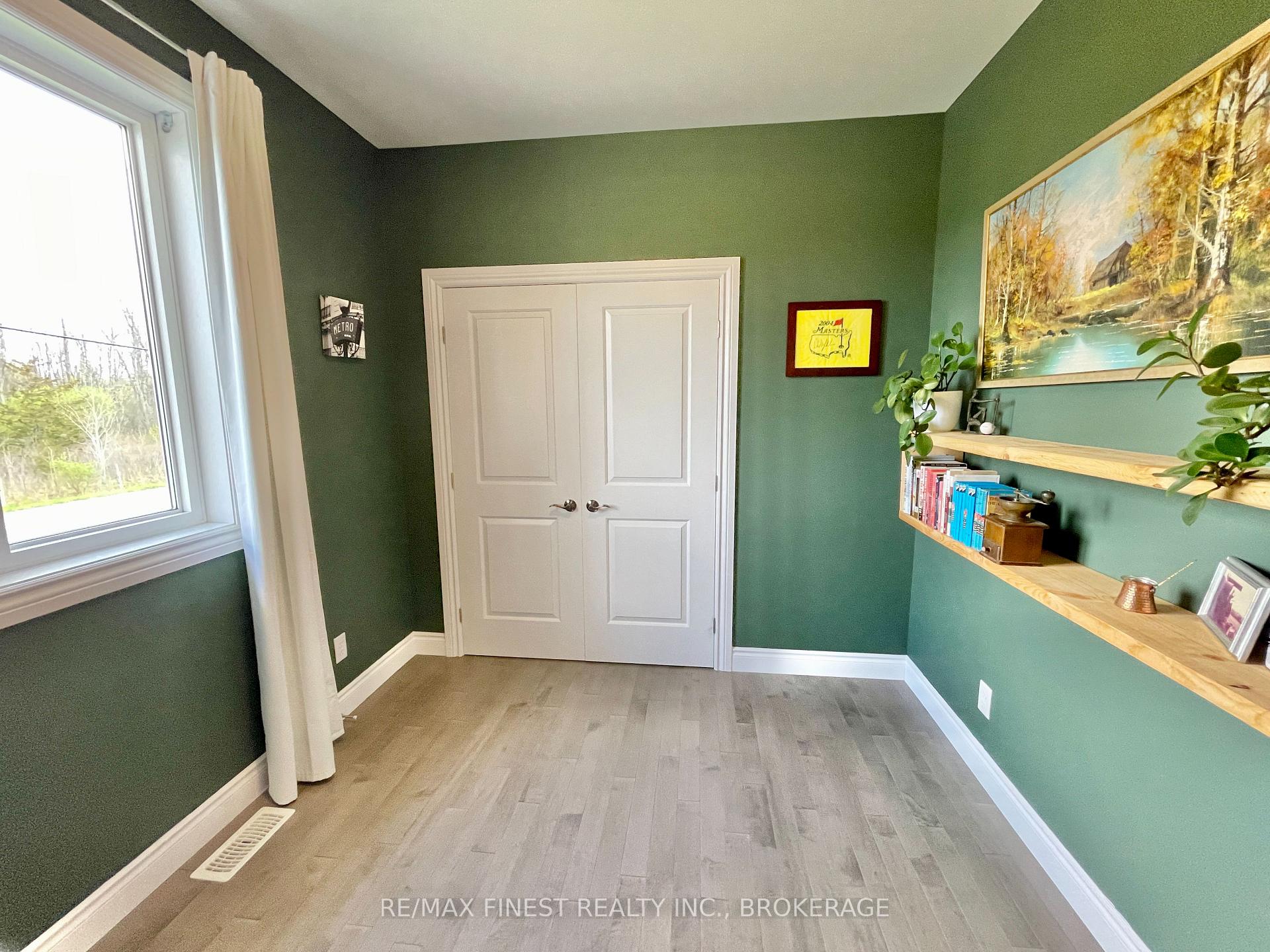 Photo 11 of 892 Irish Road, Loyalist, Odessa — HOMEH